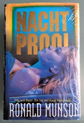 Thriller Boek: Nachtprooi / Ronald Munson 415 pag. (nieuw) beschikbaar voor biedingen