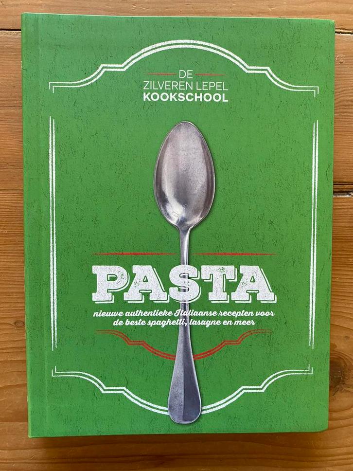 Pasta - De Zilveren Lepel kookschool, Boeken, Kookboeken, Zo goed als nieuw, Italië, Ophalen of Verzenden