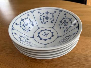 5 Blau Saks kahla serveerschalen beschikbaar voor biedingen