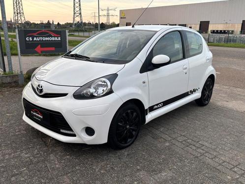 Toyota Aygo 1.0 VVT-i Aspiration 5DRS 2014 Airco/Elek.pakket, Auto's, Toyota, Bedrijf, Aygo, Airbags, Airconditioning, Alarm, Bluetooth