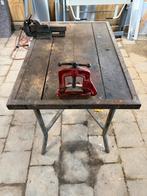 Werkbank met Heuer bankschroef en pijpklem, Doe-het-zelf en Verbouw, Werkbanken, Ophalen of Verzenden, Gebruikt, 70 tot 120 cm