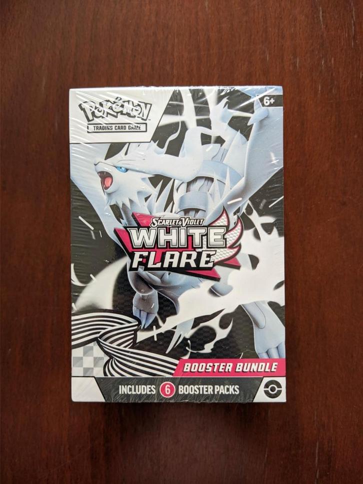 Pokémon White Flare Booster Bundle, Hobby en Vrije tijd, Verzamelkaartspellen | Pokémon, Nieuw, Booster, Ophalen of Verzenden
