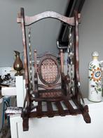 Antiek schommelstoel voor de pop, Ophalen of Verzenden, Zo goed als nieuw, Babypop