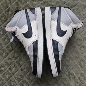 Nike sneakers 46 beschikbaar voor biedingen
