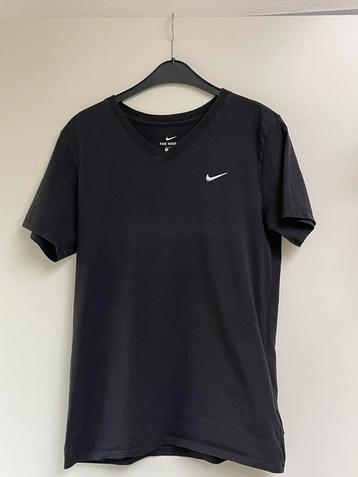 Zwart heren t-shirt van Nike, maat S beschikbaar voor biedingen