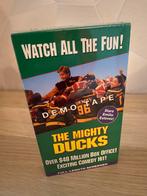 The Mighty Ducks VHS Demo Tape **geseald**, Ophalen of Verzenden, Zo goed als nieuw, Komedie