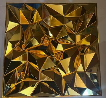 Luxe 3D Wandpaneel – Goud | 50x50 cm beschikbaar voor biedingen