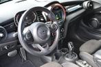 MINI Hatchback Cooper JCW / Comfort Access / Stoelverwarming, Gebruikt, Metallic lak, Met garantie (alle), 4 stoelen