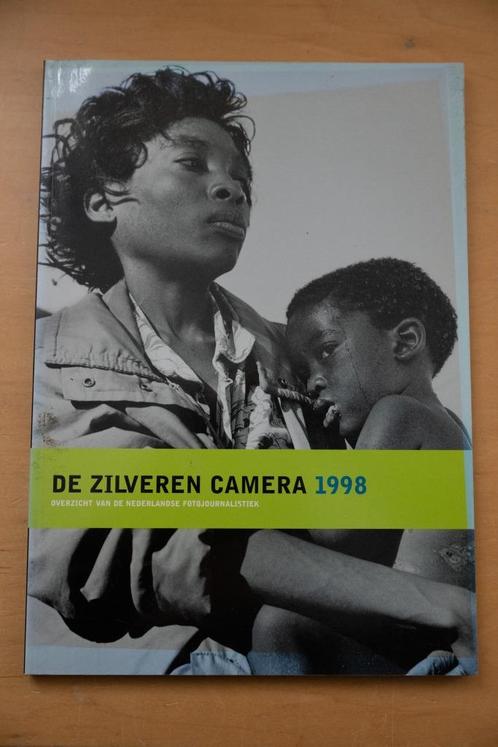 Stichting De Zilveren Camera 1998, Boeken, Kunst en Cultuur | Fotografie en Design, Zo goed als nieuw, Ophalen of Verzenden