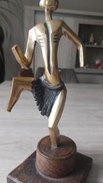 Bronzen gesigneerd sculptuur op houten voet Hoogte 32 cm, Antiek en Kunst, Ophalen of Verzenden