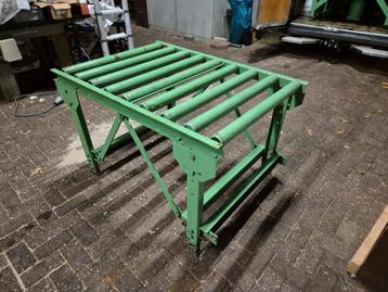 Metalen rollenbaan 1330 mm beschikbaar voor biedingen