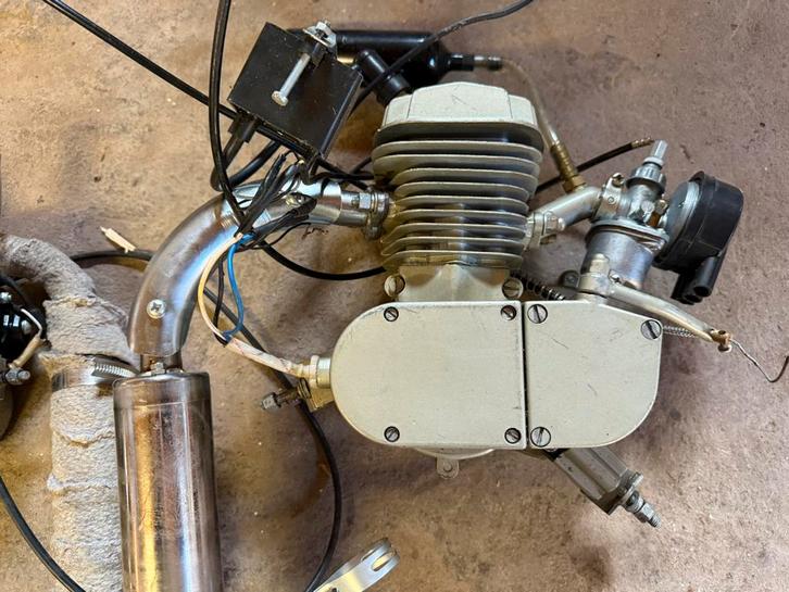 Motoren voor fiets, skelter, cyclecar, boardtracker, Fietsen en Brommers, Brommeronderdelen | Snorfietsen, Zo goed als nieuw, Overige merken
