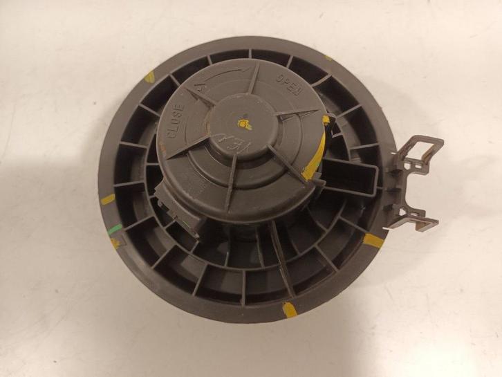 Kachel ventilator motor Hyundai i20, Auto-onderdelen, Airco en Verwarming, Hyundai, Gebruikt, Herkomst onderdeel bekend, 12 maanden garantie