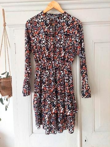 Mt S jurk izgs beschikbaar voor biedingen