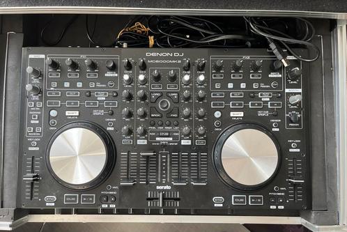 Denon MC6000 MK2 met Magma DJ Controller Workstation flightc, Muziek en Instrumenten, Dj-sets en Draaitafels, Zo goed als nieuw
