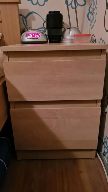 Malm nachtkastje met 2 lades