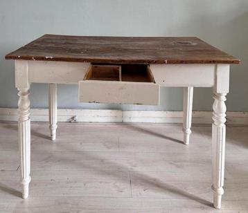 Vintage oud grenen tafel met lade - Opknapper! beschikbaar voor biedingen