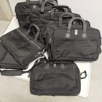 partij van 12 HP laptoptassen zwart 43x48x8.5 cm hxbxd beschikbaar voor biedingen