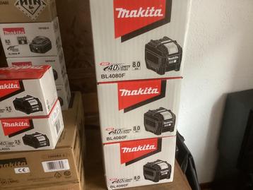 nieuwe originele Makita accu's 3x BL4080F per stuk 200,00 eu beschikbaar voor biedingen
