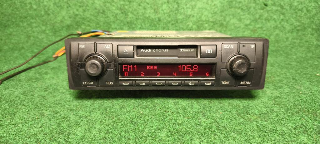 Audi A4 cassette receiver, Ophalen of Verzenden