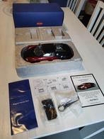 1:18 Autoart Bugatti Veyron rood/zwart production version, Nieuw, Ophalen of Verzenden, Auto, Autoart