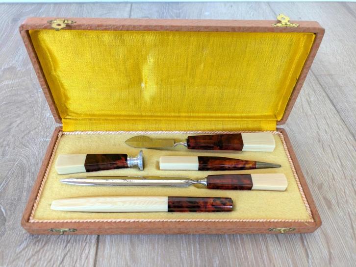 Art deco schrijfset in galaliet en faux schildpad, Frankrijk, Antiek en Kunst, Antiek | Kantoor en Zakelijk, Ophalen of Verzenden