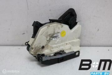 Portierslot LA VW Jetta 5C 5K4839015F beschikbaar voor biedingen