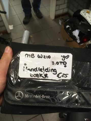 Mercedes w210 3.0 TD 1998 instructieboekje beschikbaar voor biedingen