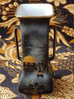 Mooi stel oude vazen uit Engeland van porselein 24 cm., Antiek en Kunst, Antiek | Vazen, Ophalen of Verzenden