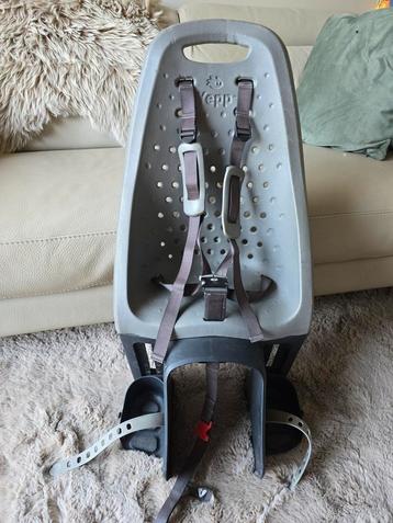 Yepp fietsstoeltje achterzitje. Met easyfit beschikbaar voor biedingen