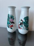 Twee Chinees vaasjes met Koi Karpers, Antiek en Kunst, Ophalen of Verzenden