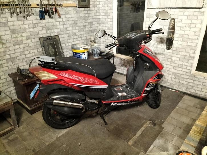 Kreidler galactica, Fietsen en Brommers, Snorfietsen en Snorscooters, Zo goed als nieuw, Overige merken, Benzine, Ophalen