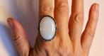 zilverkleurige maansteen ring gemstone maat 57-58 adaptable, Nieuw, Ophalen of Verzenden, Dame of Heer, Met edelsteen