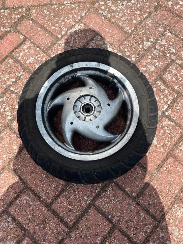 Gilerra runner velg met band 140mm, Fietsen en Brommers, Brommeronderdelen | Scooters, Gebruikt, Overige typen, Ophalen of Verzenden