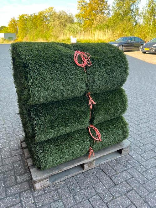 Kunstgras verschillende reststukken! Zie omschrijving, Tuin en Terras, Gras en Kunstgras, Zo goed als nieuw, 20 m² of meer, Ophalen of Verzenden