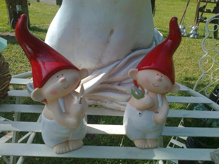 Originele Kabouter, Tuinkabouter met schep, riek, rood wit, Tuin en Terras, Tuinbeelden, Nieuw, Tuinkabouter, Steen, Ophalen of Verzenden