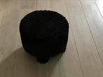 Zwart poefje, Ophalen, Nieuw, Rond, Minder dan 50 cm