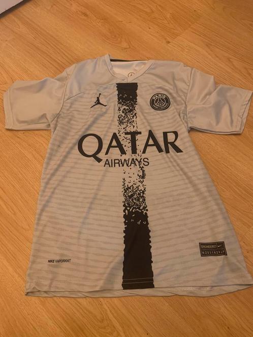 PSG shirtje van Mbappé, Sport en Fitness, Voetbal, Zo goed als nieuw, Shirt, Maat XS of kleiner, Ophalen of Verzenden