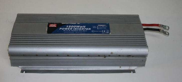 Mean-Well Omvormer 12/230V 1500W, bieden vanaf €90, Doe-het-zelf en Verbouw, Elektra en Kabels, Gebruikt, Overige typen, Ophalen