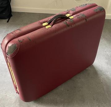 Massagetafel beschikbaar voor biedingen