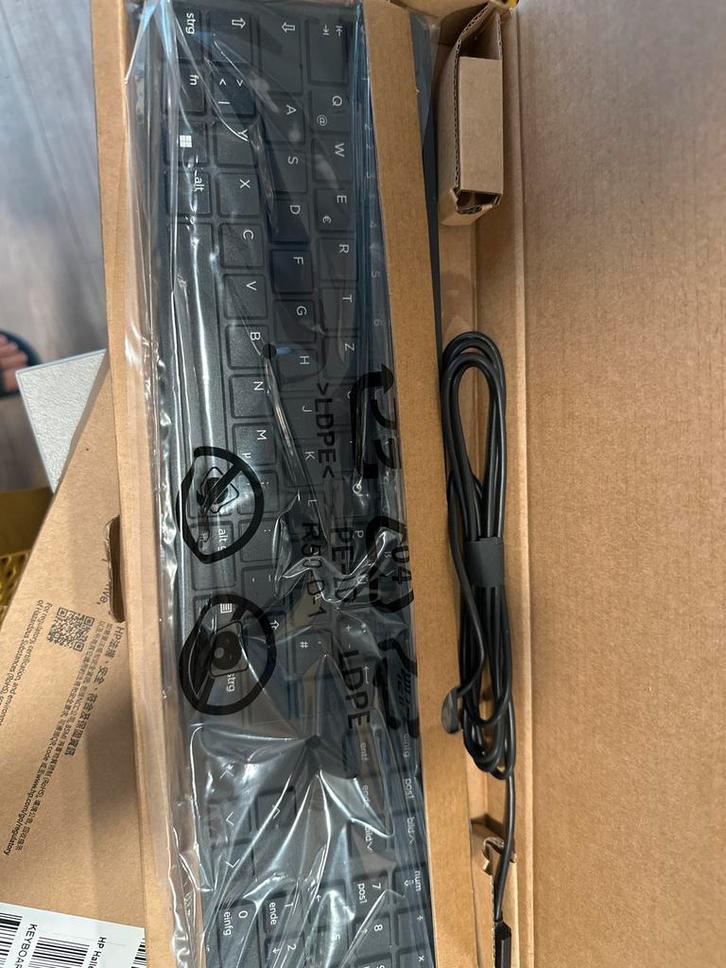 HP Toetsenbord - Nieuw in doos!, Computers en Software, Toetsenborden, Nieuw, Qwerty, Bedraad, Multimediatoetsen, Ophalen