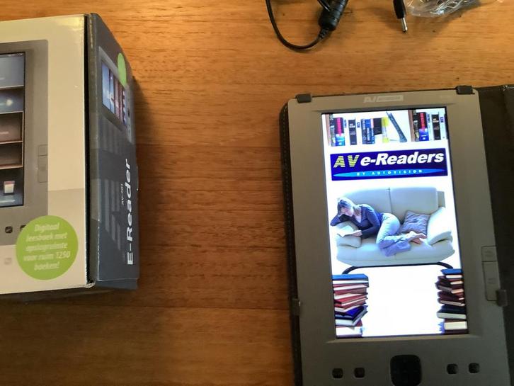 Av Autovision AV-701 E-reader Compleet, Computers en Software, E-readers, Gebruikt, 7 inch, 4 GB of minder, Ophalen