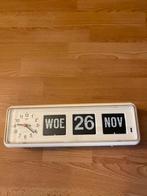 Twemco kalenderklok wit, Huis en Inrichting, Woonaccessoires | Klokken, Ophalen of Verzenden, Zo goed als nieuw, Wandklok