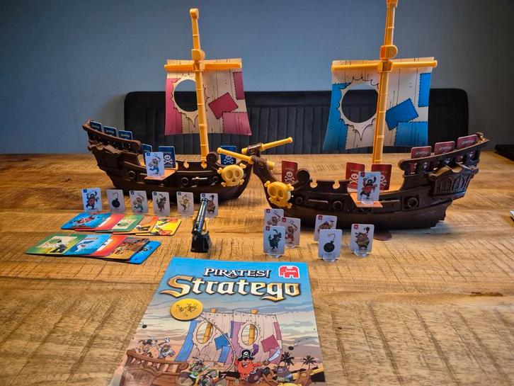 Stratego Piratenboot, Hobby en Vrije tijd, Gezelschapsspellen | Bordspellen, Gebruikt, Een of twee spelers, Ophalen