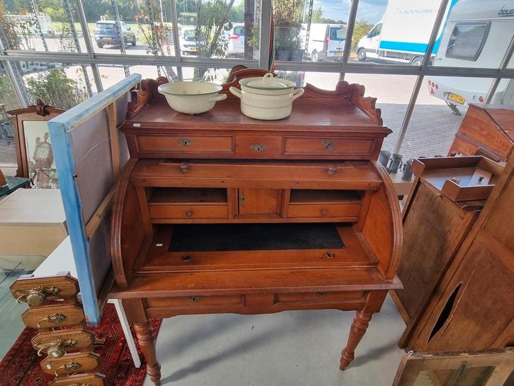 Antiek secretair bureau met rolluik, Huis en Inrichting, Kasten | Secretaires, Ophalen