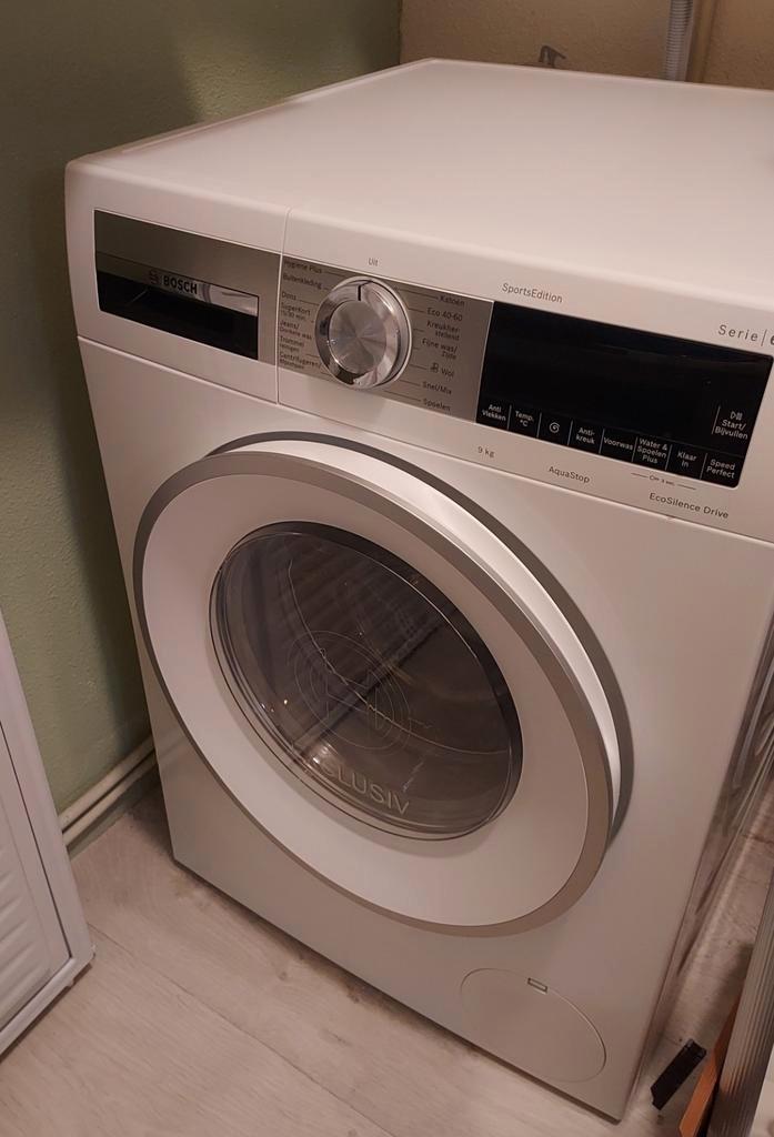 Wasmachine - Bosch serie 6 WGG24409, Witgoed en Apparatuur, Wasmachines, Zo goed als nieuw, Voorlader, 8 tot 10 kg, 85 tot 90 cm