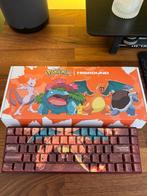 Pokémon + Higround 65% Gaming keyboard -Charizard, Computers en Software, Toetsenborden, Bedraad, Nieuw, Ergonomisch, Ophalen of Verzenden