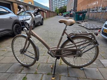 Batavus dames fiets, zalm kleur 28 inch beschikbaar voor biedingen