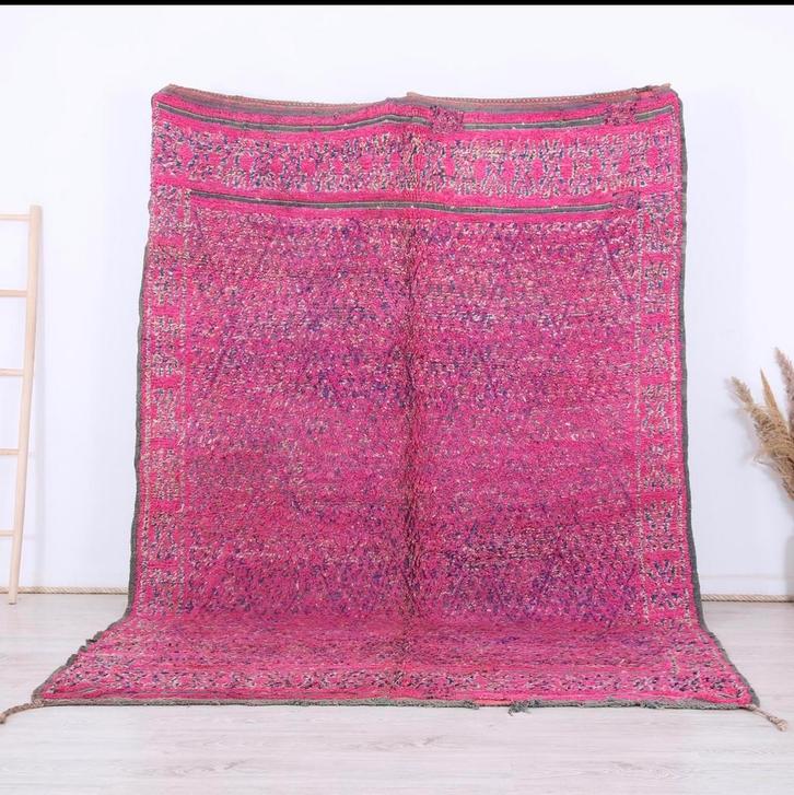 Roze Vintage, wollen, Ben Mguild tapijt, Huis en Inrichting, Stoffering | Tapijten en Kleden, Zo goed als nieuw, 150 tot 200 cm