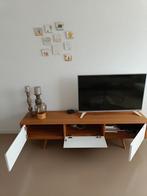 Modern TV kastje (hout) - hoogte 45 cm. Lengte 180 cm, 150 tot 200 cm, Minder dan 100 cm, 25 tot 50 cm, Kersenhout